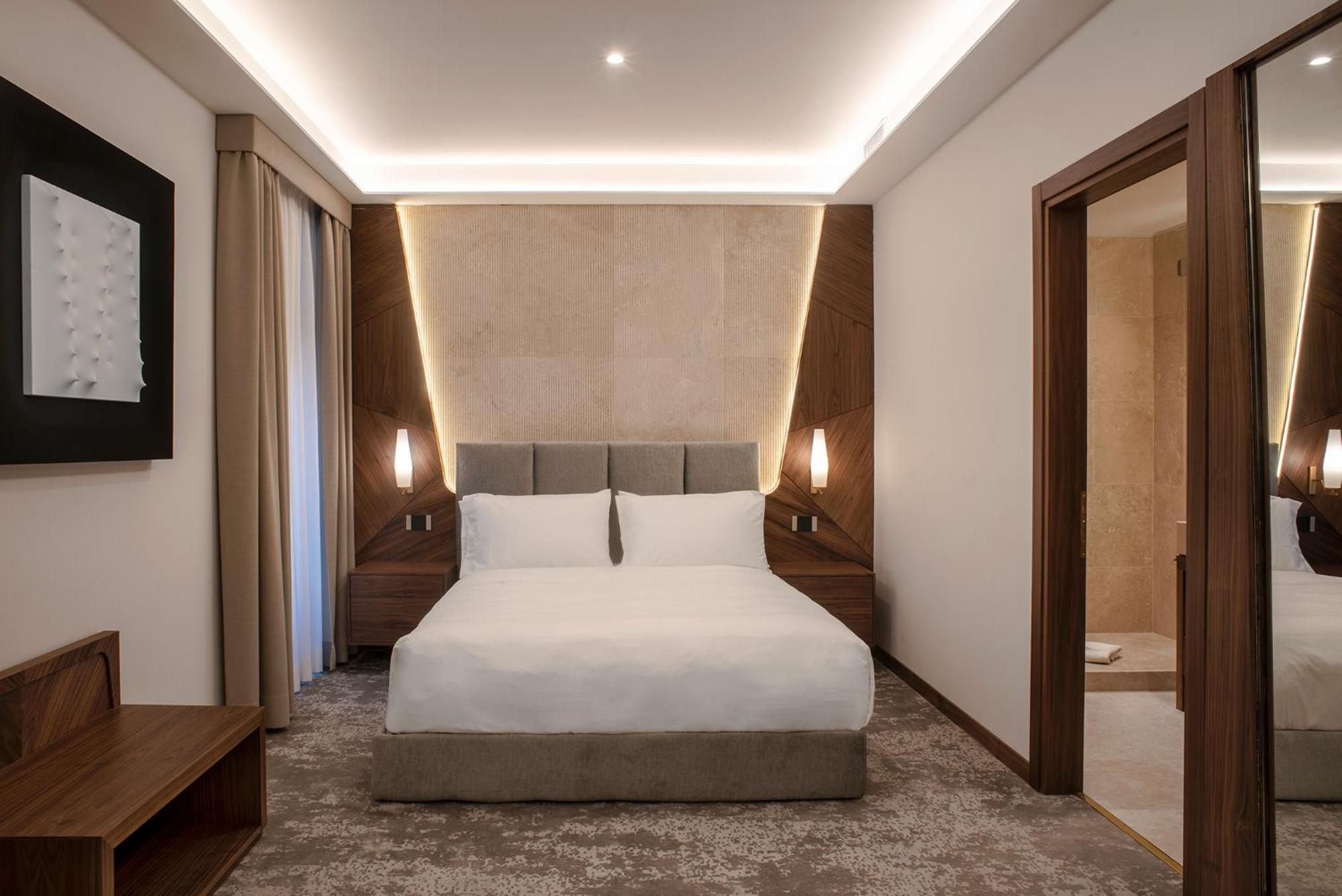 Via Veneto - L'essenza Di Hotel Roma