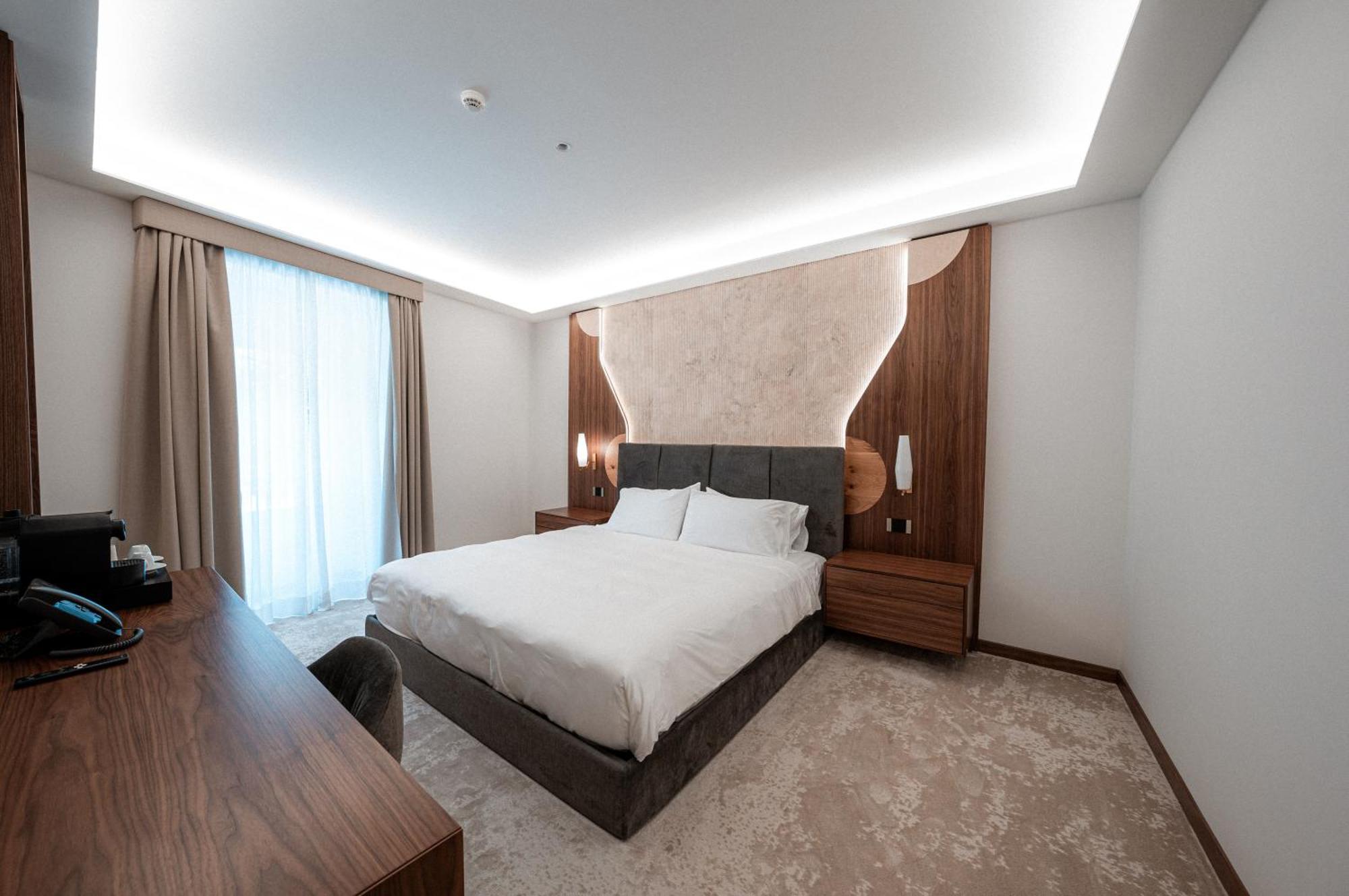 Via Veneto - L'essenza Di Hotel Roma